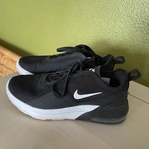 Nike Air Max motion 2 Women Sneakers Black